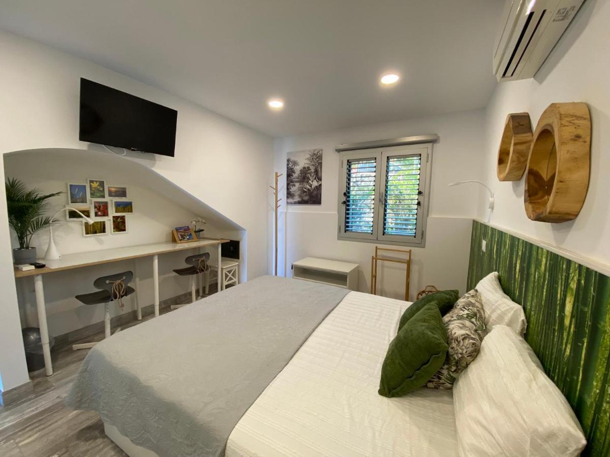 First Beachline Deluxe With Garden And Terrasse In Sun Club San Bartolomé 外观 照片